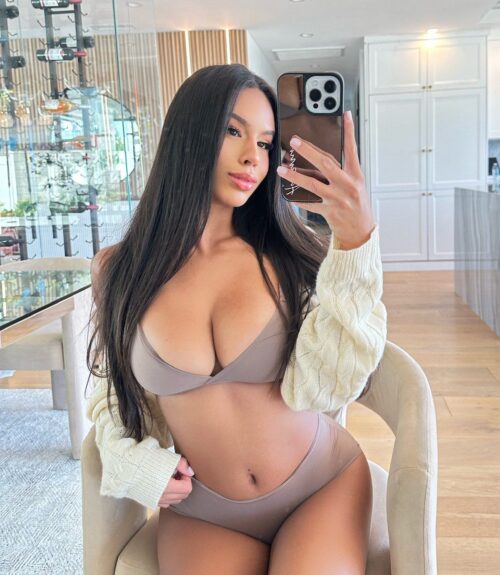 Girl Escort Riyadh – خدمات مرافقة بنات الرياض